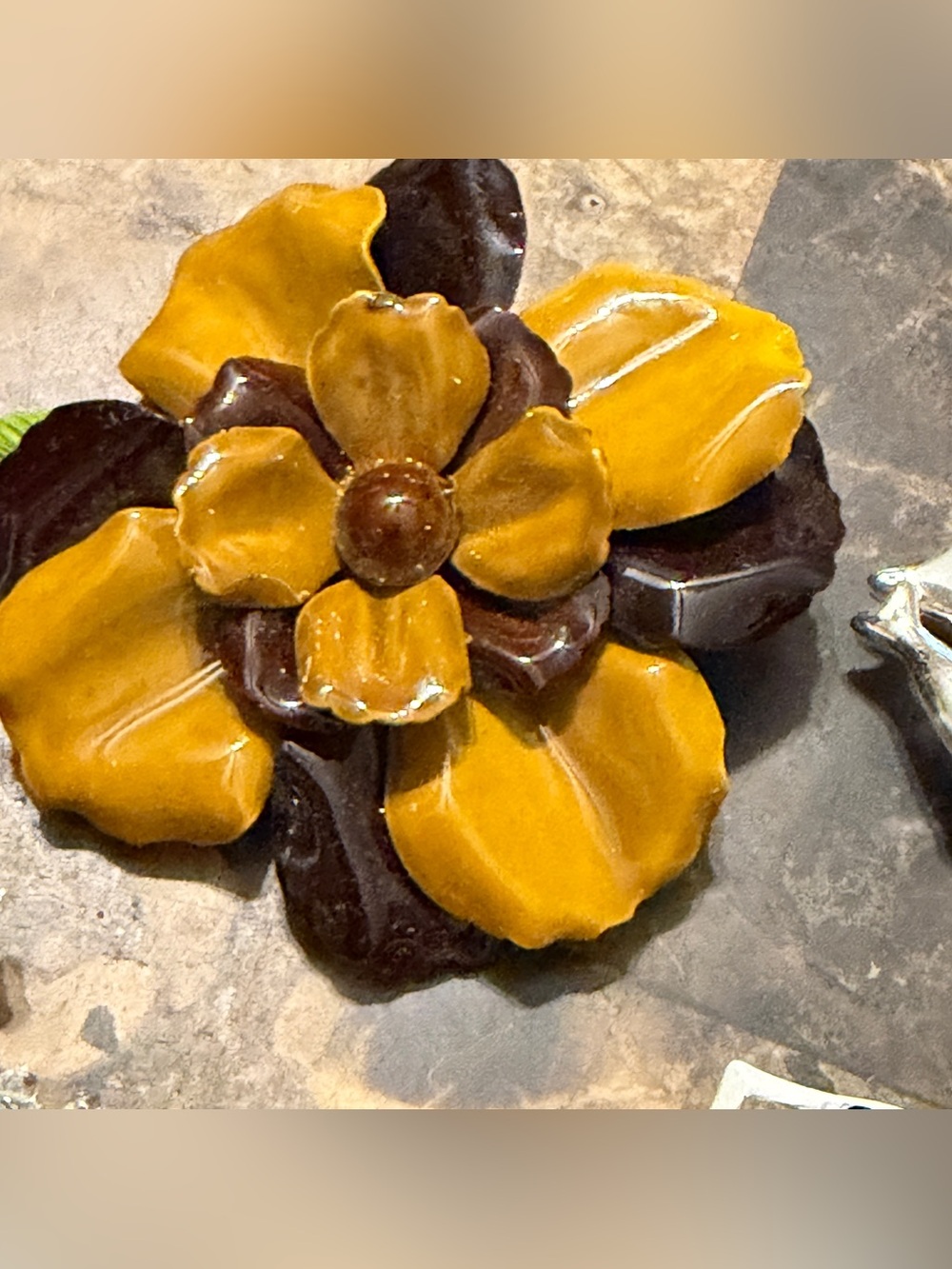 Brooch bundle - Picture 6 of 7